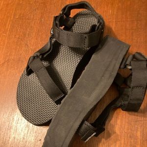 Teva Flatform Black Universal Sandal